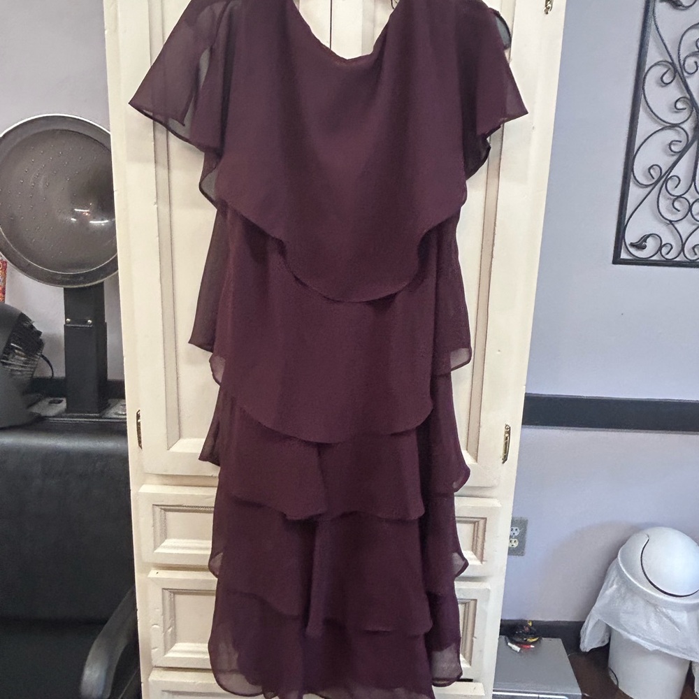US sizes 14 & 16 - SLNY Deep Burgundy Asymmetrical Layered Dress